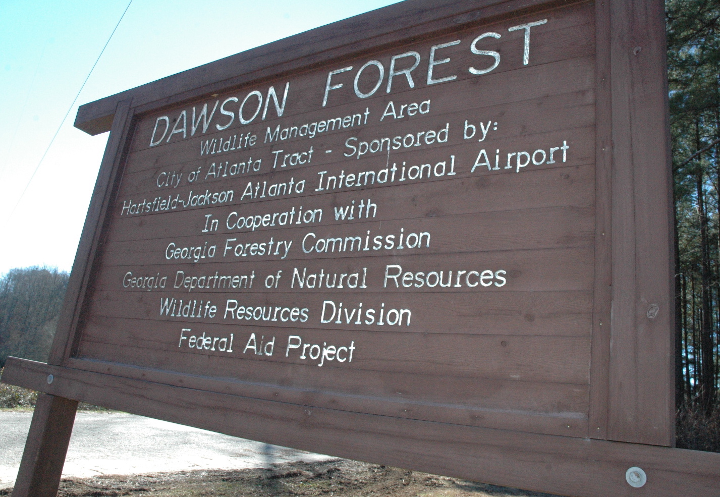 dawson-forest-sign